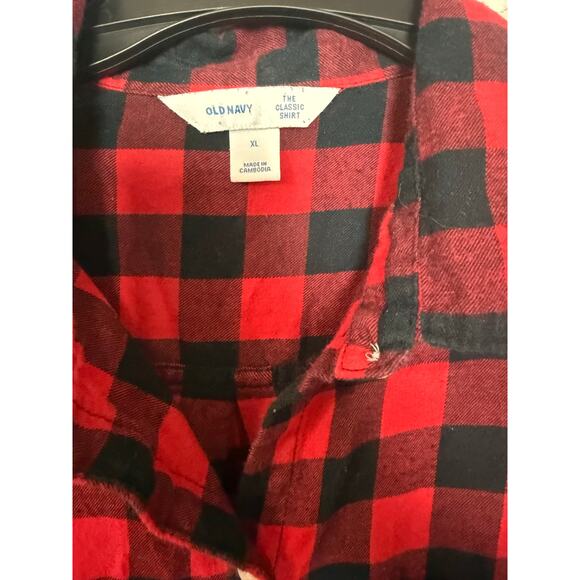 Old Navy the classic shirt Button up red and black plaid Size XL - Picture 5 of 6